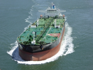 tanker-1242111_1280 oil tanker, Chile - an emerging energy market