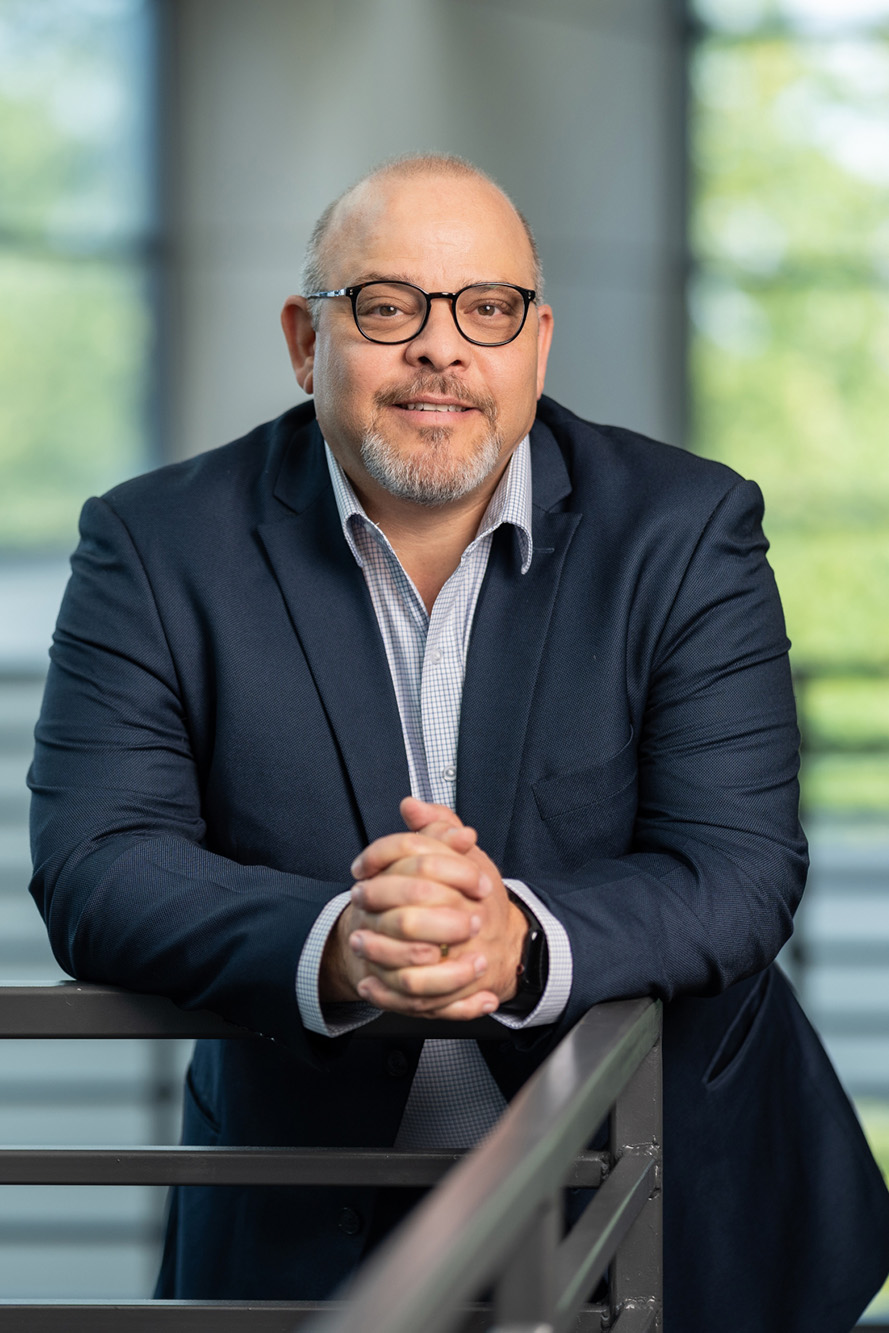 Headshot of Gabriel Amundarain, Commodity Advisor at Westlark Advisors.