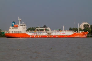 Epic St. Agnes LPG tanker in Mongla Port, Banglade LPG tanker; Bangladesh energy LPG